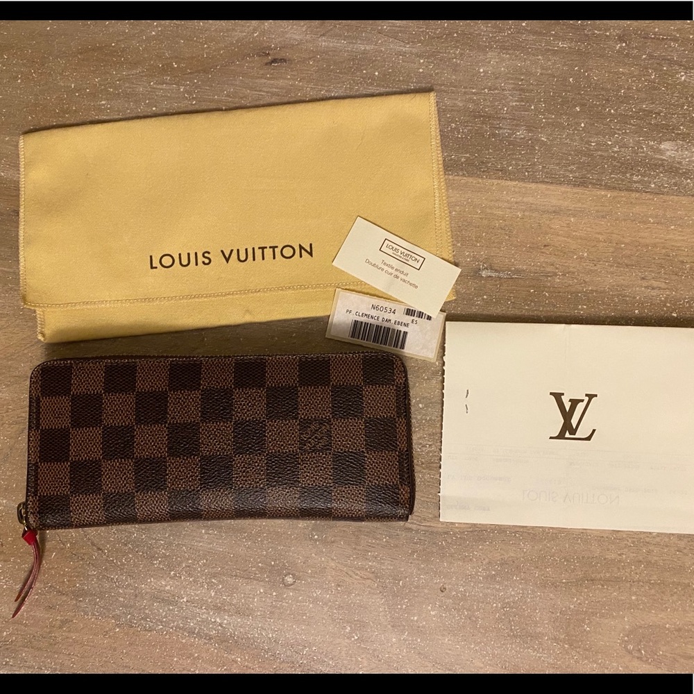 Sold❌Louis Vuitton Clemence Damier Ebene Wallet